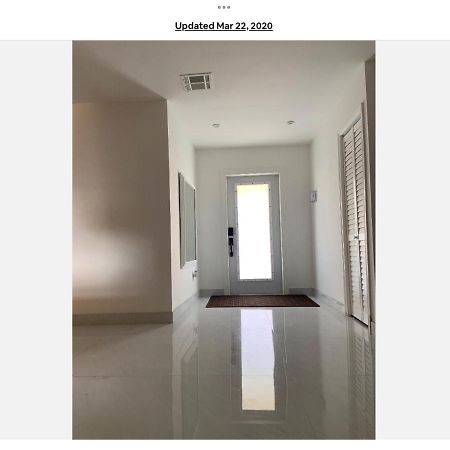 Room & Private Bathroom โบคา ราตัน ภายนอก รูปภาพ