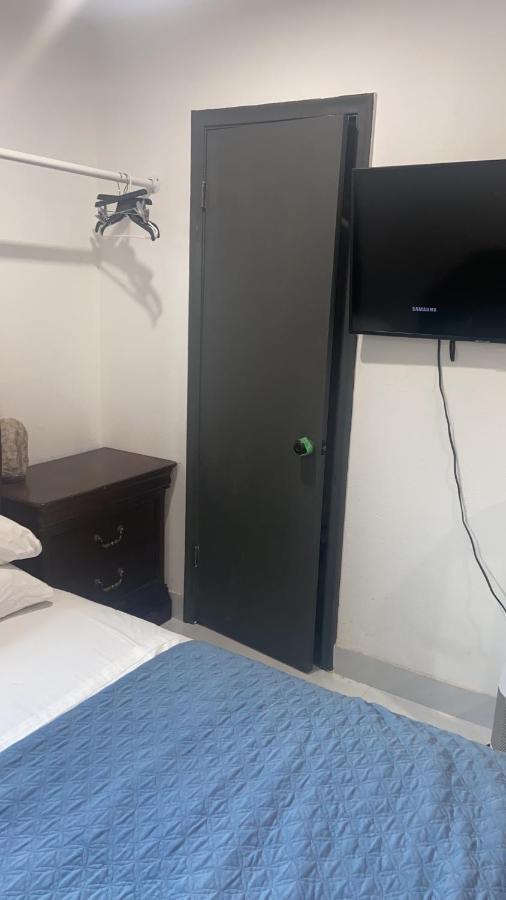 Room & Private Bathroom โบคา ราตัน ภายนอก รูปภาพ